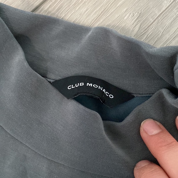 Club Monaco top - Picture 3 of 4